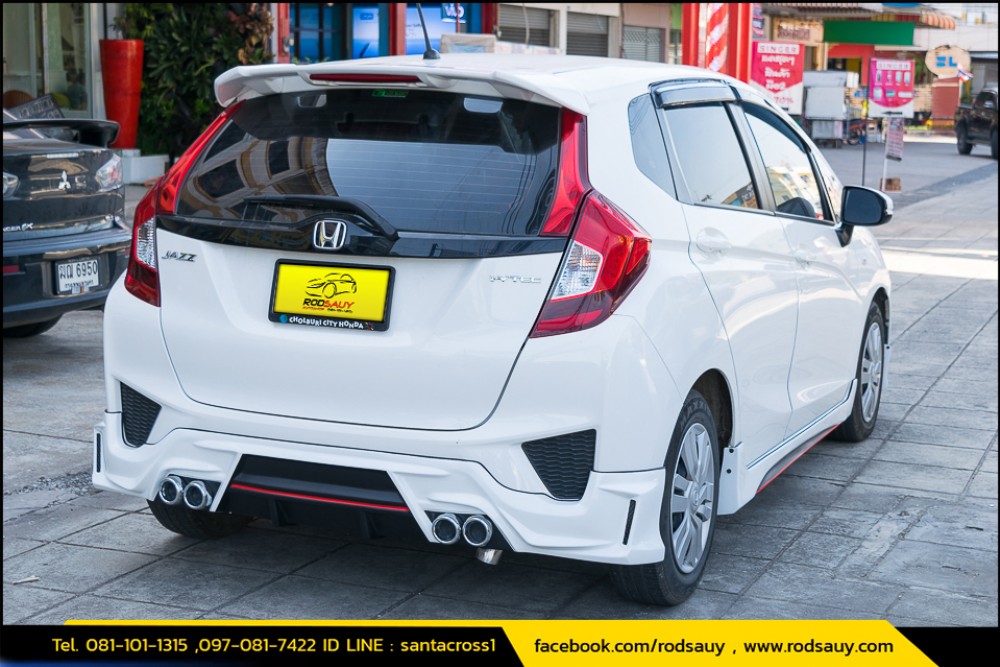 ชุดแต่งสเกิร์ตรอบคัน honda jazz รูปที่  8