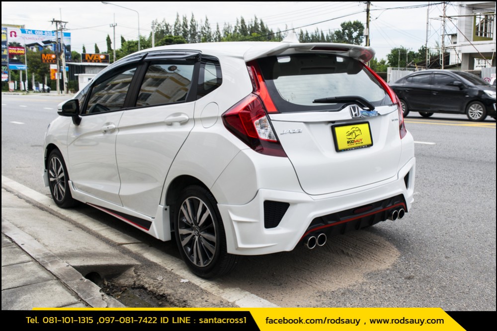 ชุดแต่งสเกิร์ตรอบคัน honda jazz รูปที่  5