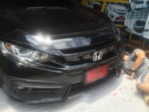 กระจังหน้าดำเงาแบบตัว TOP RS New Honda Civic FC 